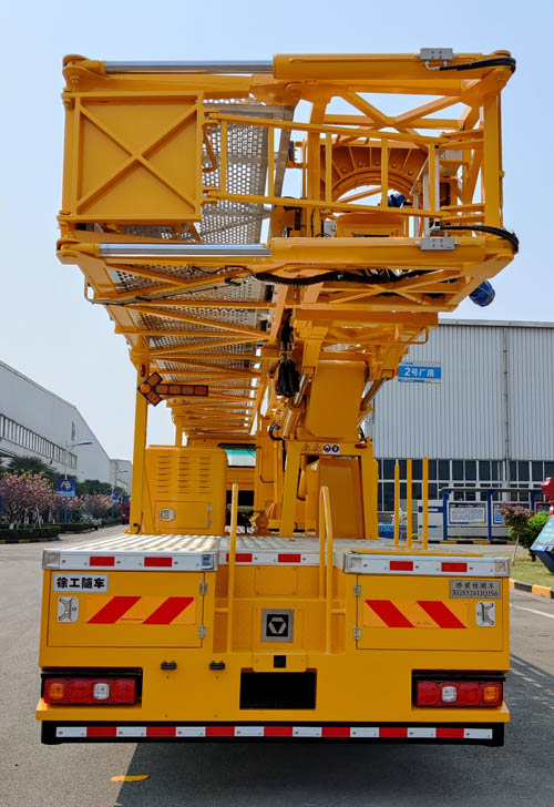 徐工牌XGS5261JQJS6橋梁檢測車公告圖片