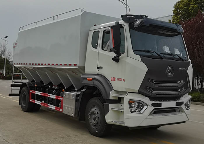 大力牌DLQ5181ZSLXND6Z散裝飼料運(yùn)輸車公告圖片