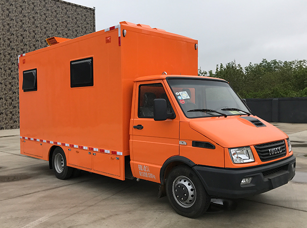 格仑特牌GLT5050XZC野外自行式炊事车公告图片