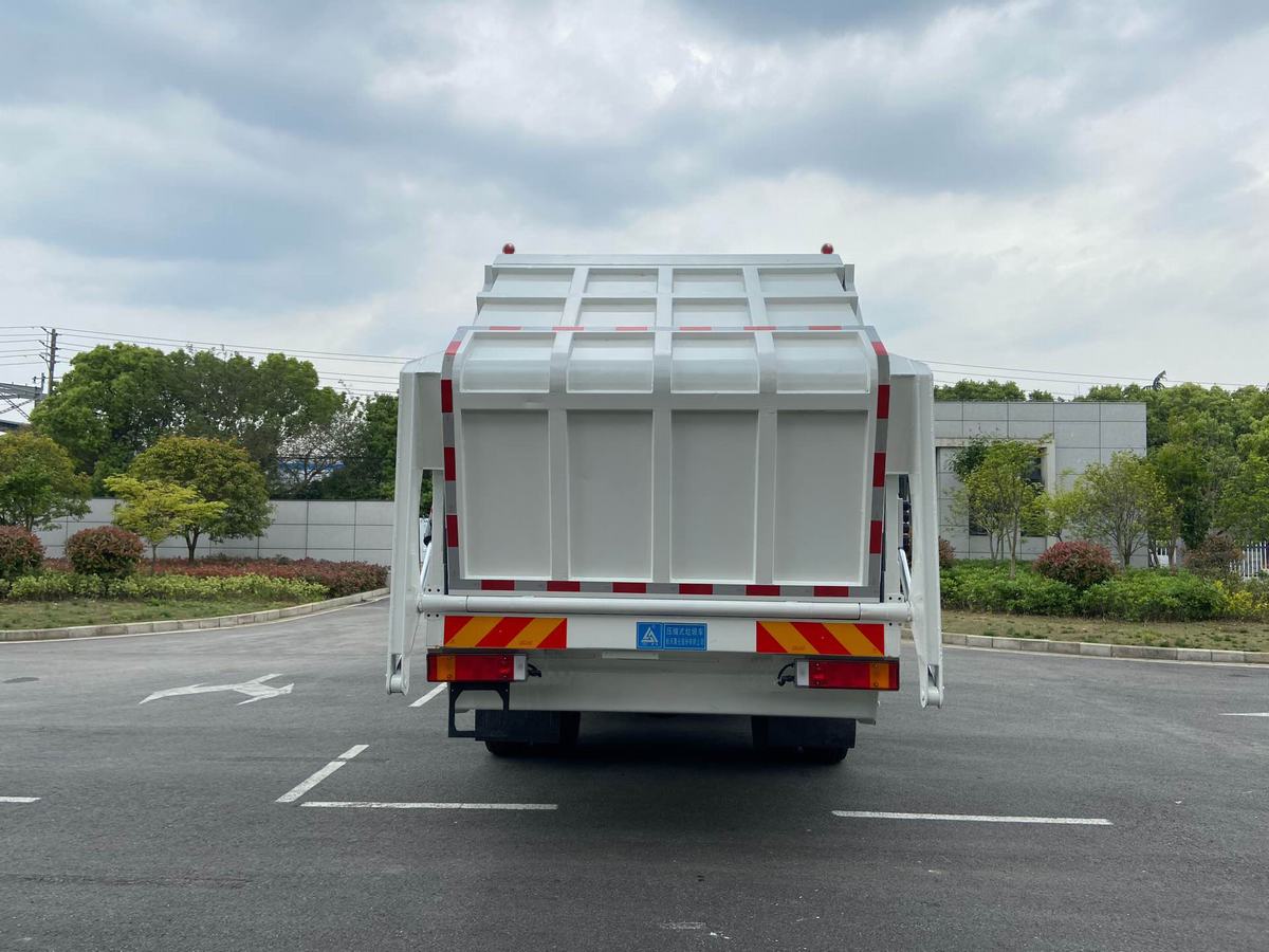 三力牌CGJ5180ZYSDFE6壓縮式垃圾車公告圖片
