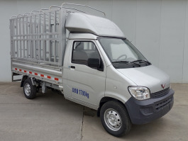 仓栅式运输车