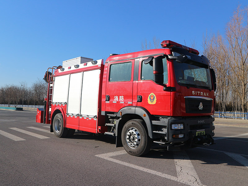 ZXF5130TXFJY100/H5型抢险救援消防车图片