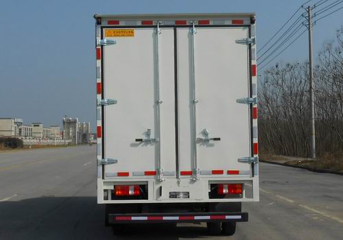 豪沃牌ZZ5047XWTG3315F143舞臺車公告圖片