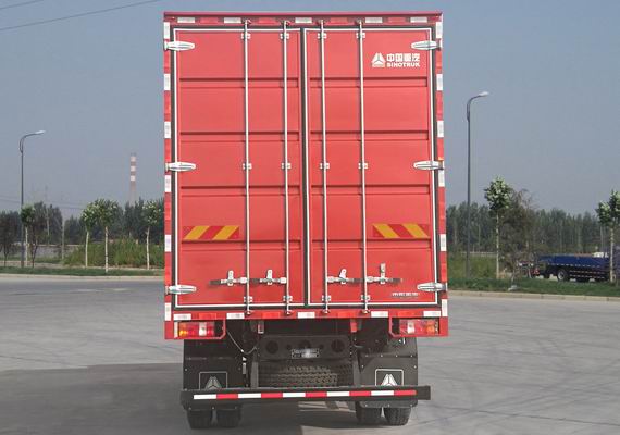 豪沃牌ZZ5167XXYK421DF1廂式運輸車公告圖片