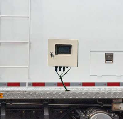 東岳牌ZTQ5180TCAE1J45F餐廚垃圾車公告圖片