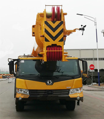 徐工牌XZJ5559JQZ130汽車起重機(jī)公告圖片