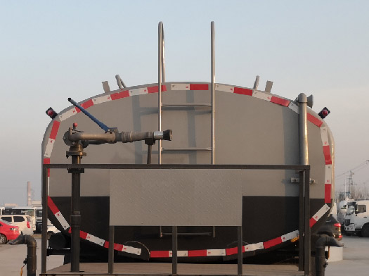 祥農(nóng)達(dá)牌SGW5257GPSF綠化噴灑車公告圖片