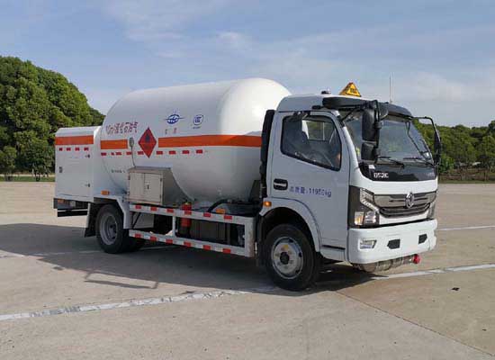 宏图牌HT5120GYQ液化气体运输车公告图片
