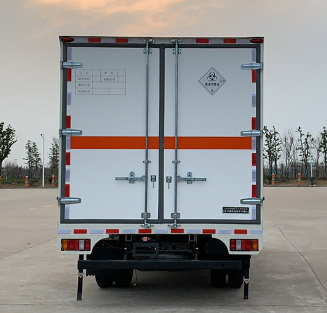 江鈴江特牌JMT5042XYYXG26醫(yī)療廢物轉(zhuǎn)運(yùn)車公告圖片