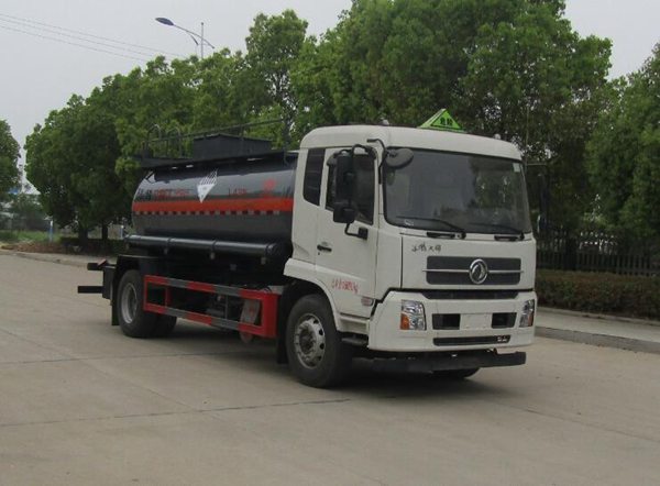 中汽力威牌HLW5180GZWDF6杂项危险物品罐式运输车公告图片