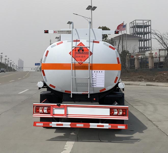 楚飛牌CLQ5120GJY6HFC加油車公告圖片