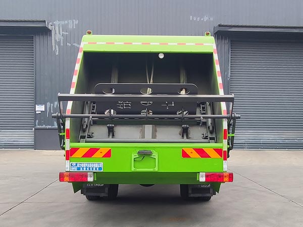 程力威牌CLW5182ZYSC6壓縮式垃圾車公告圖片