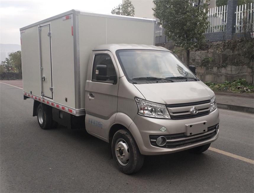 长安牌SC5034XXYFRD6B1NG厢式运输车公告图片