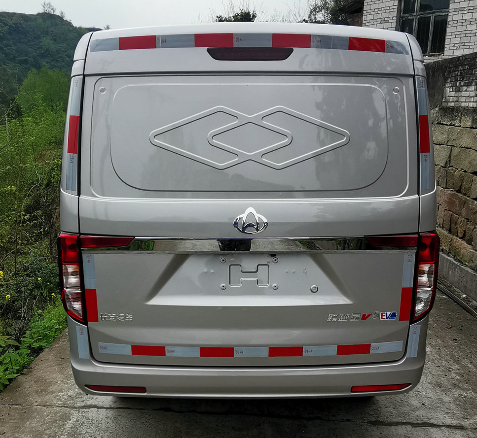 長安牌SC5031XXYVQ6B2BEV純電動廂式運(yùn)輸車公告圖片