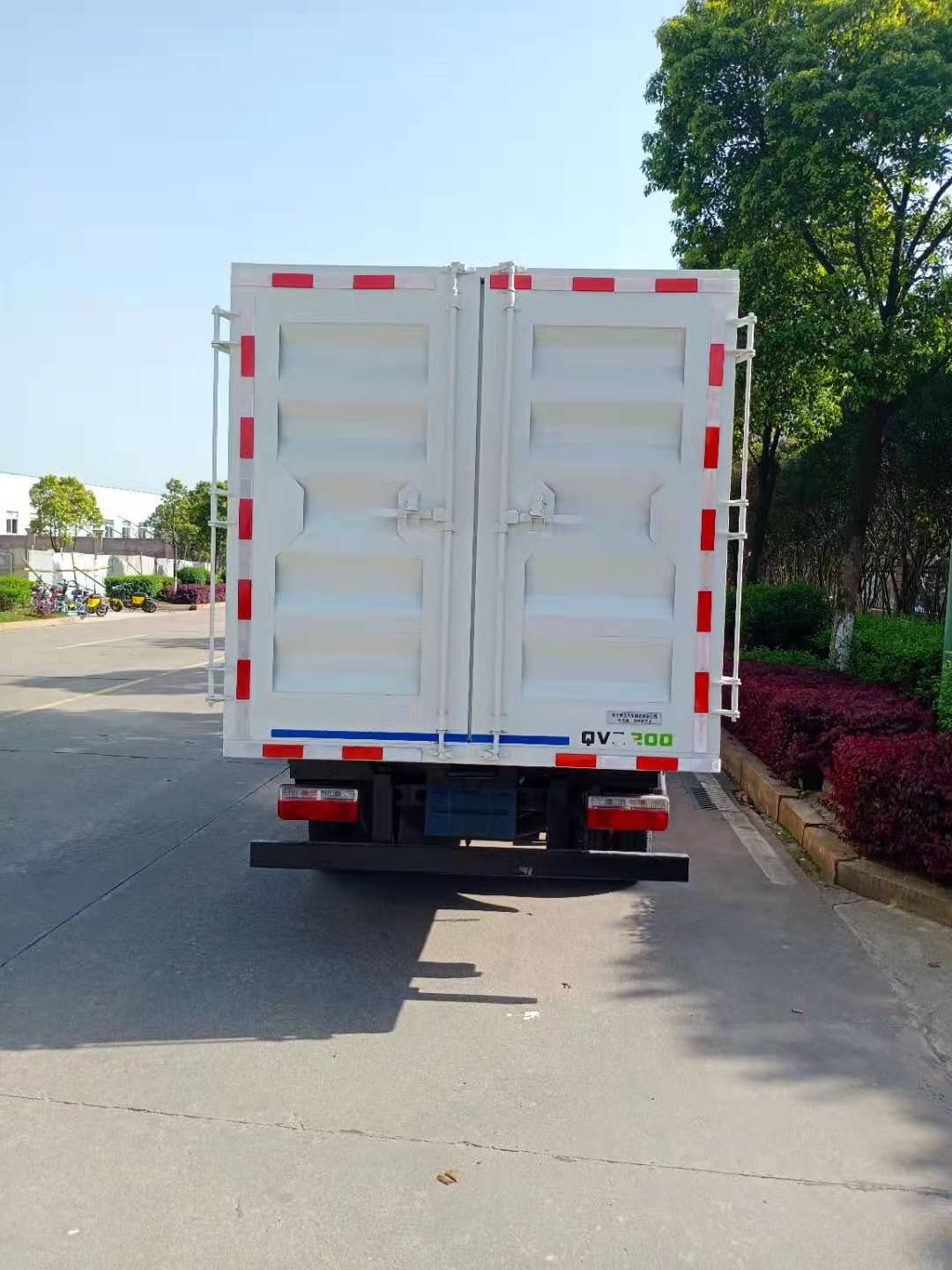 偉諾牌CWN5042TWF6EQ物料粉碎車公告圖片