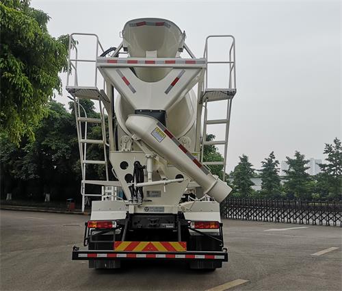 铁马牌XC5310GJBJZJF1混凝土搅拌运输车公告图片