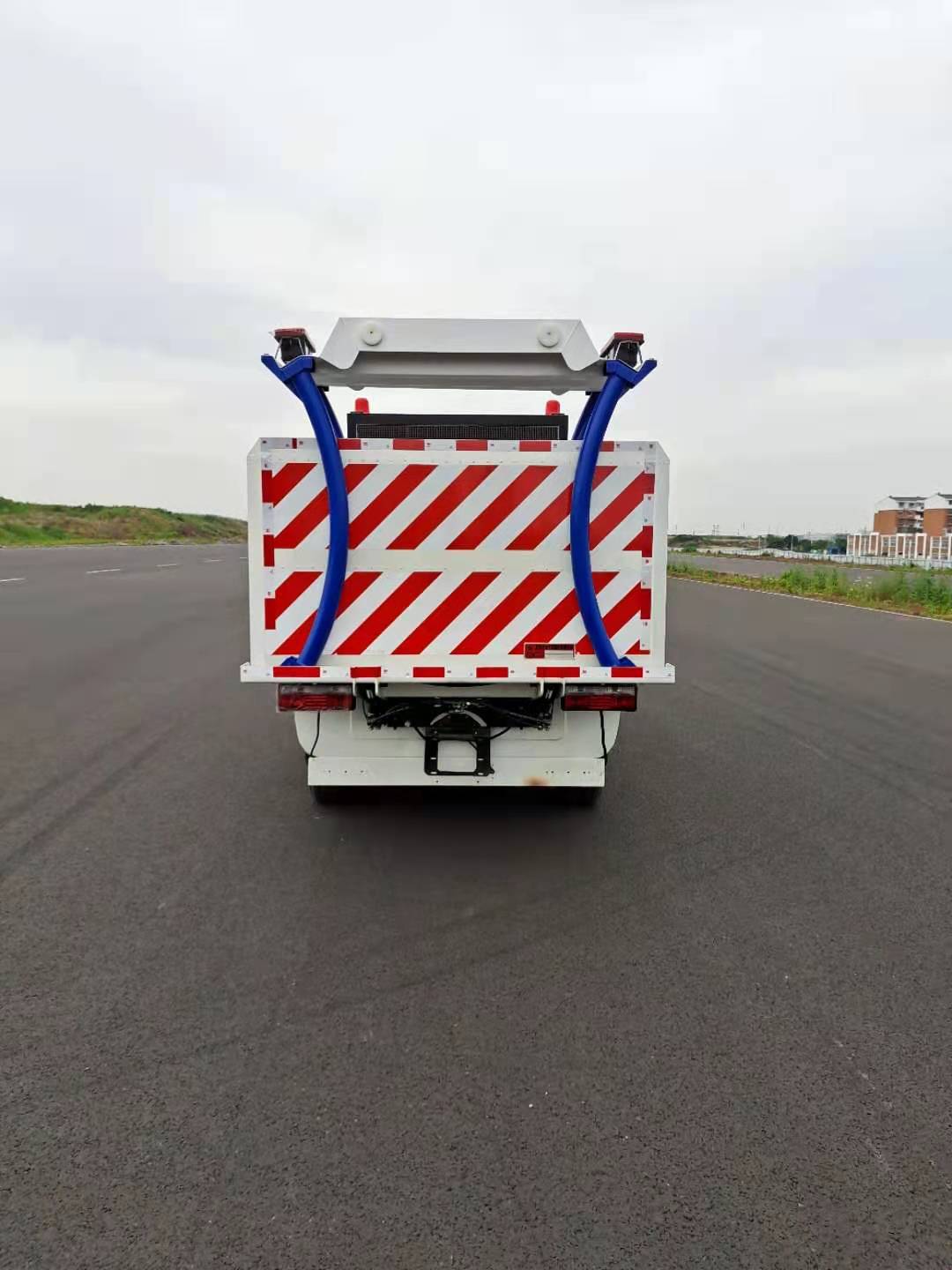 大運(yùn)牌DYQ5030TFZF6防撞緩沖車公告圖片