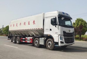 散装饲料运输车