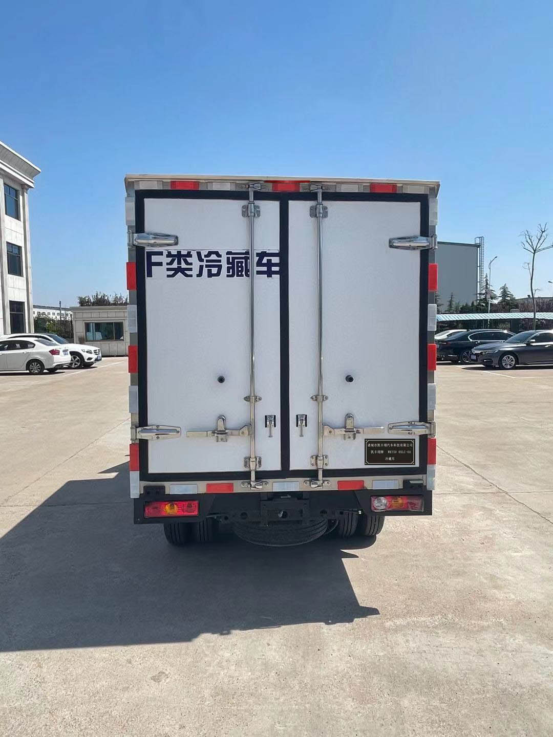 凯丰翊牌WKY5030XLC-6A冷藏车公告图片