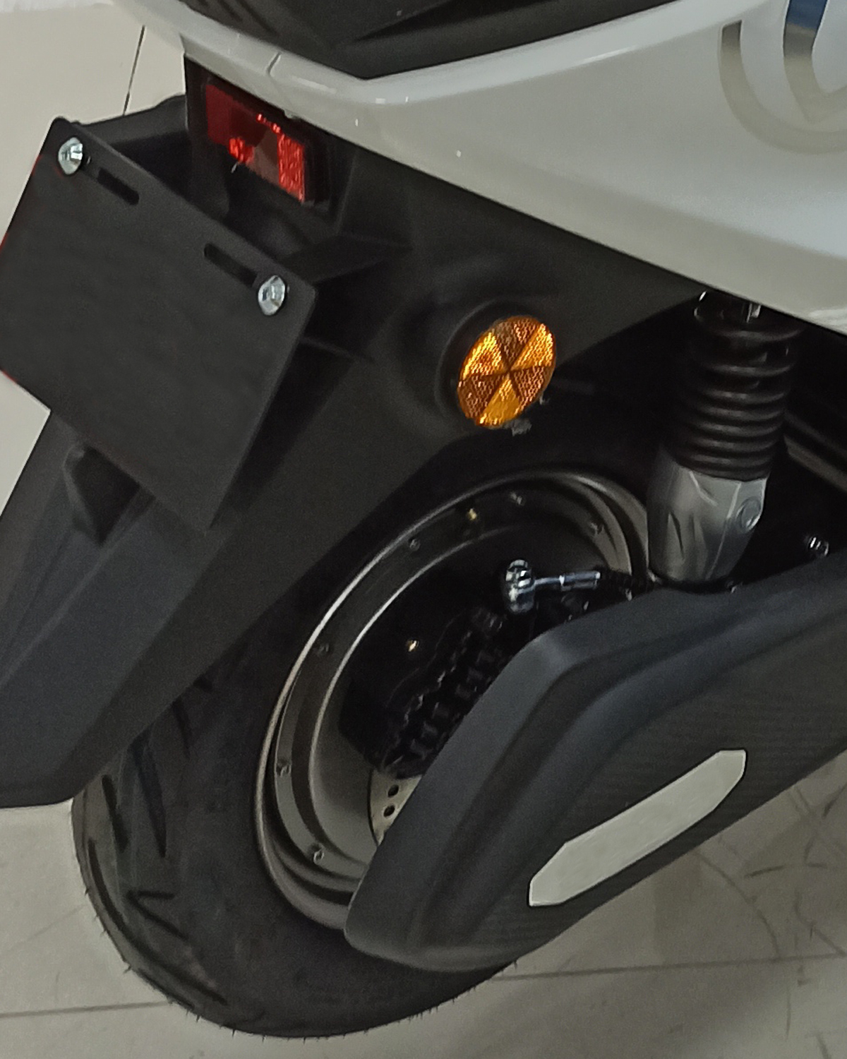 格林牌GL600DQT-15电动两轮轻便摩托车公告图片