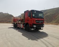 兰矿牌LK5246TYL70压裂车