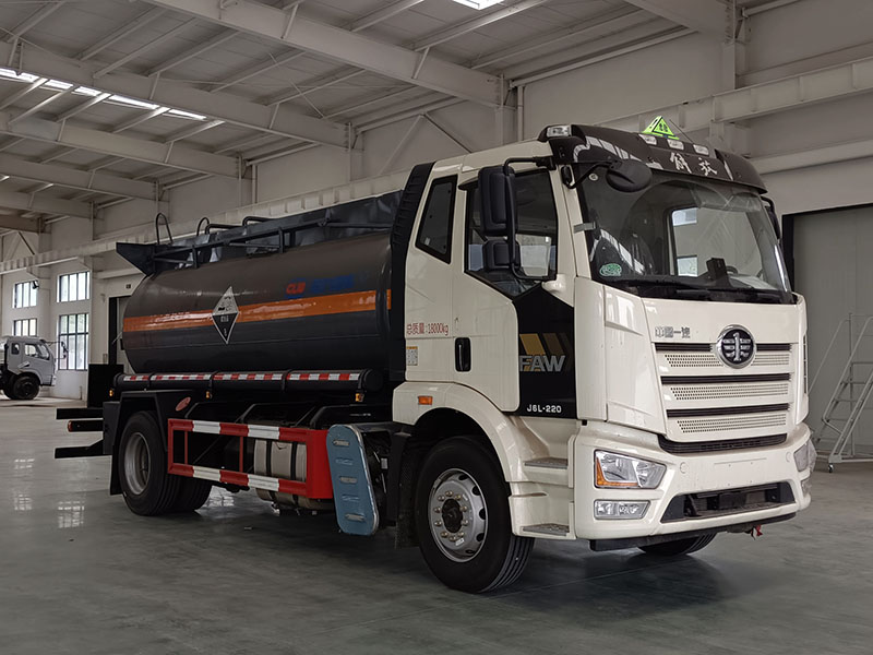 程力牌CL5180GFWC6腐蝕性物品罐式運輸車公告圖片