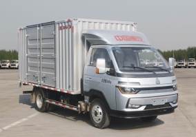 豪沃牌ZZ5047XXYC3111F137厢式运输车