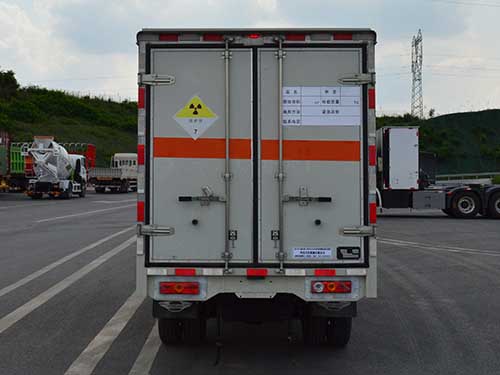 勤宏牌SQH5037XFSB6放射性物品廂式運(yùn)輸車公告圖片