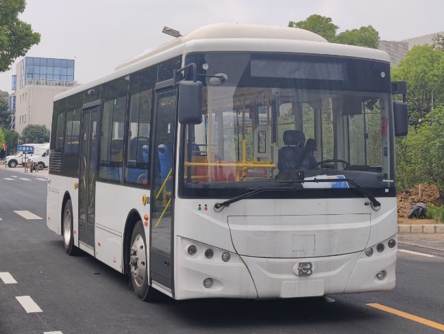 广巴牌GB6850EVBC03纯电动城市客车图片