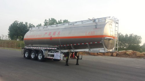永强牌11.4米34吨3轴铝合金易燃液体罐式运输半挂车(YQ9404GRYCY2)