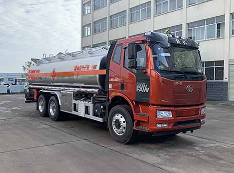 楚飛牌CLQ5260GYY6CA鋁合金運(yùn)油車公告圖片