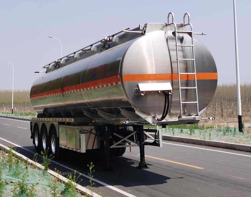 天明牌10.8米29吨3轴铝合金运油半挂车(TM9357GYYTC2)