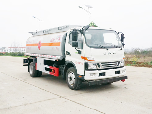 炎帝牌SZD5121GYYHF6運(yùn)油車(chē)公告圖片