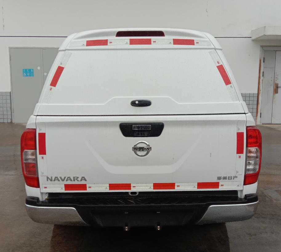 日產(chǎn)牌ZN5035XJQU5K6B警犬運(yùn)輸車公告圖片