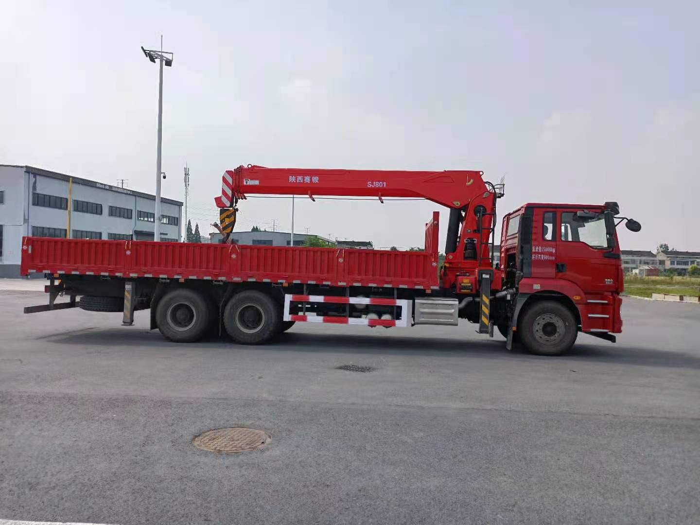 千動力牌SJP5250JSQ隨車起重運輸車公告圖片