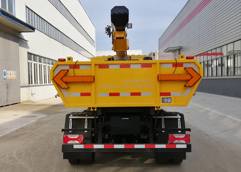 拓銳斯特牌YDL5080TWGE6挖掏式管道疏通車公告圖片