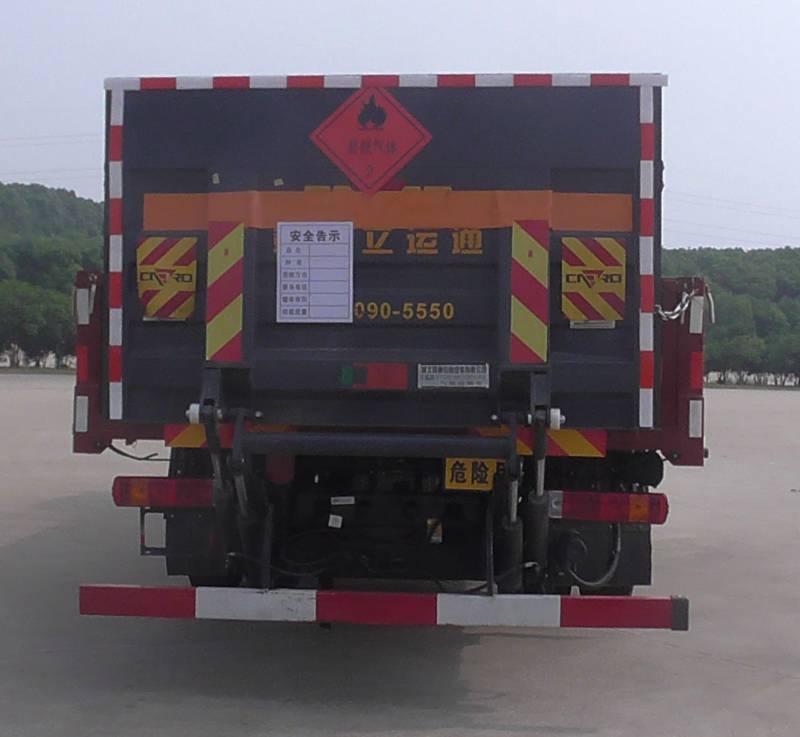 丰霸牌STD5185TQPCA6气瓶运输车公告图片