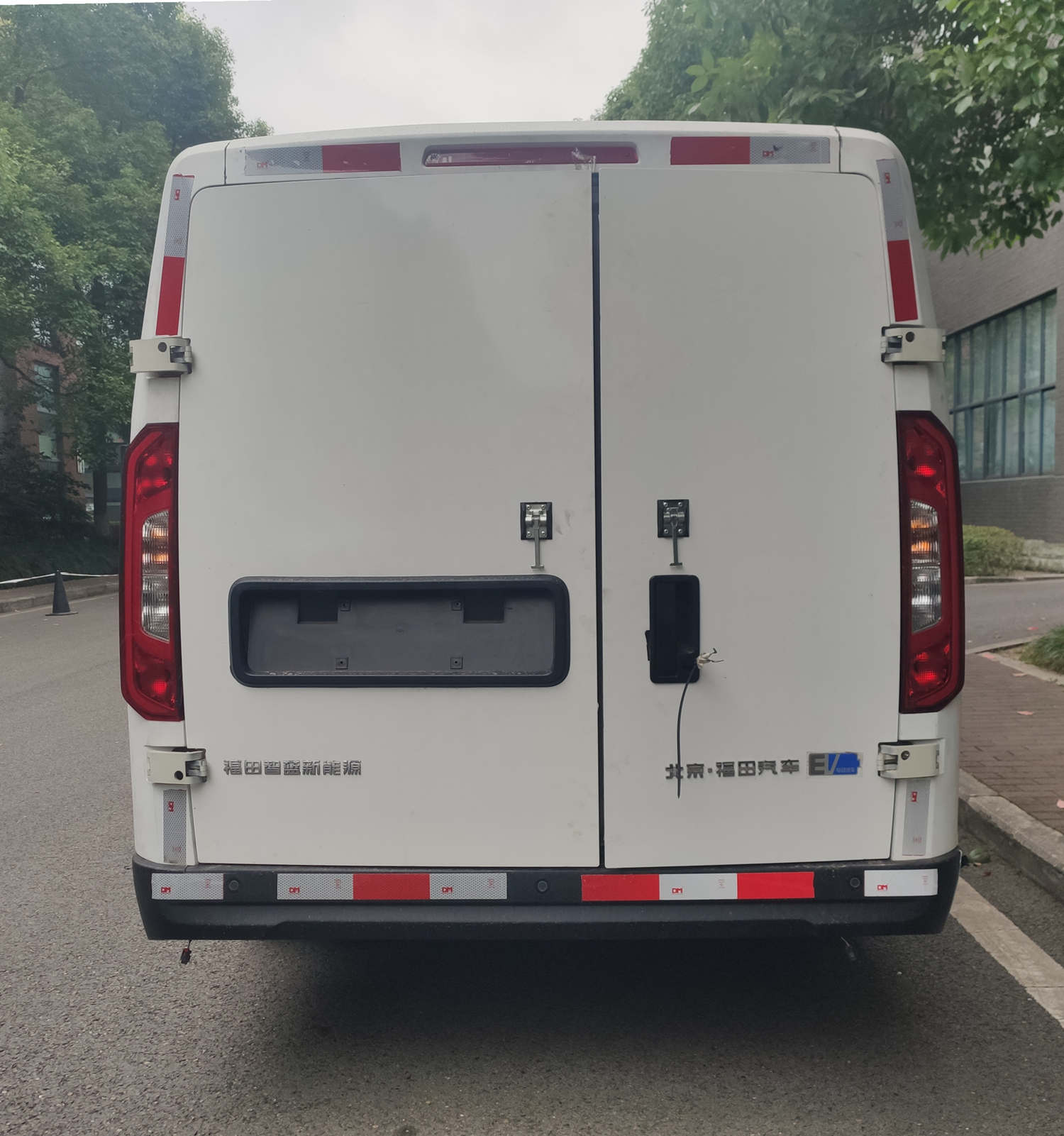 福田牌BJ5038XXYEV2純電動廂式運輸車公告圖片