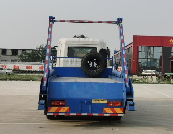 中蘊達牌LZZ5161ZBS6擺臂式垃圾車公告圖片