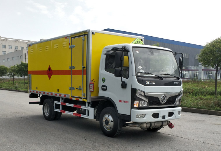 神路牌ESL5070XRY6EQ易燃液体厢式运输车公告图片