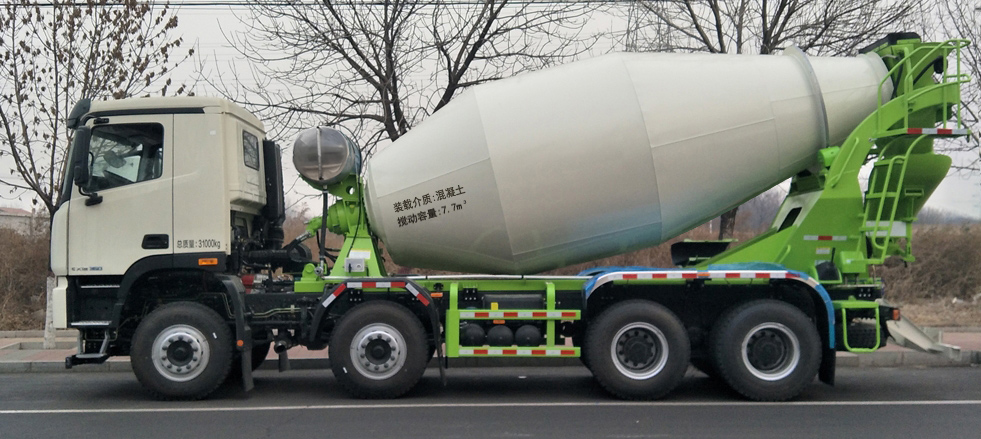 歐曼牌BJ5319GJBY6GRL-17混凝土攪拌運輸車公告圖片