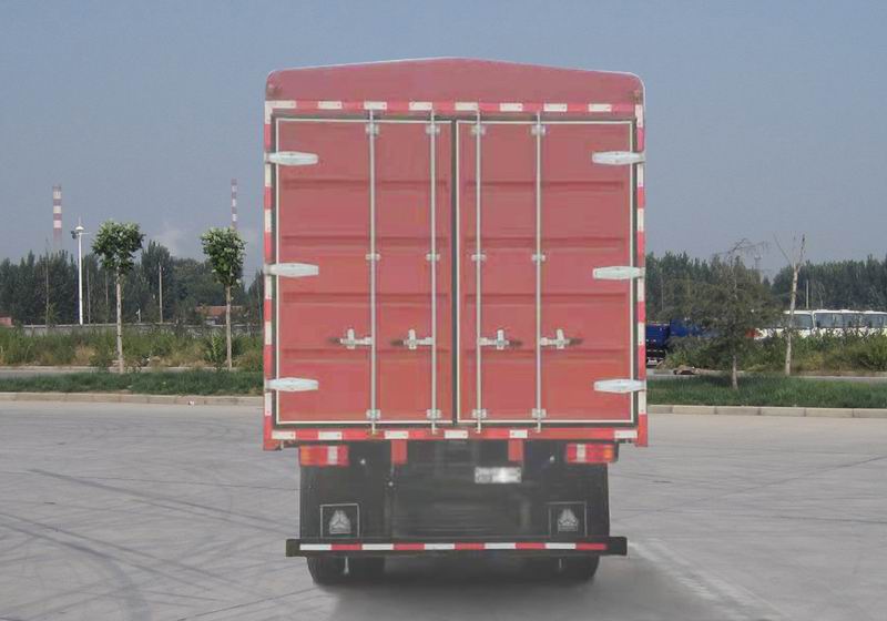 豪沃牌ZZ5187CCYH4715F1B倉柵式運輸車公告圖片