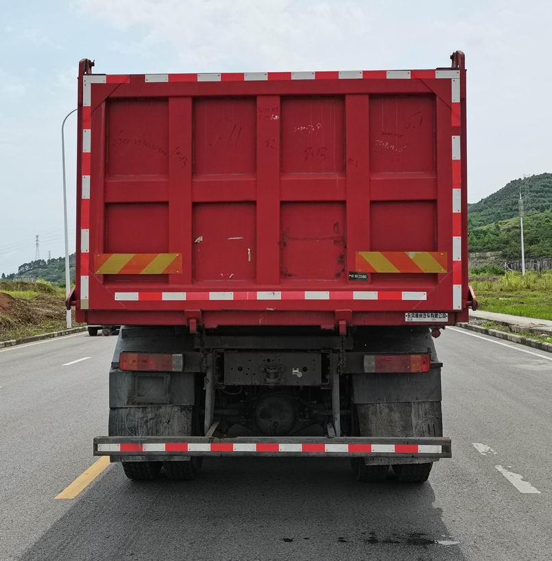 乘龍牌LZ5310ZLJH7FC1自卸式垃圾車公告圖片