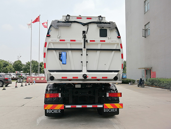 新環(huán)牌WX5180TXS洗掃車公告圖片