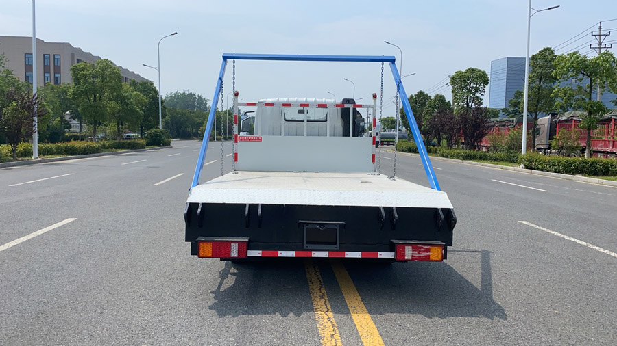 力海通牌HLH5040ZBSSH6擺臂式垃圾車公告圖片