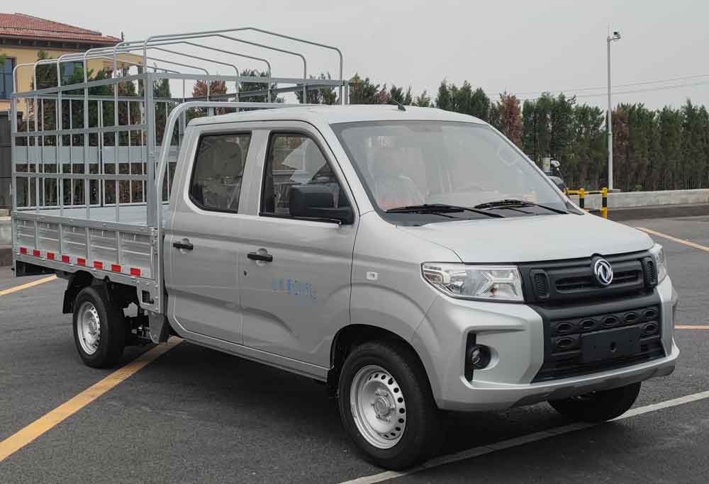 東風(fēng)牌DXK5030CCYC28HL倉(cāng)柵式運(yùn)輸車公告圖片