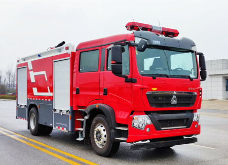 CEF5190GXFPM80/H型泡沫消防车图片