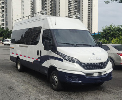 勘察车