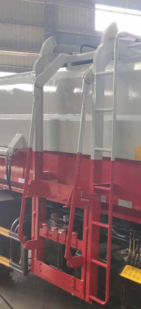 楚勝牌CSC5075ZZZ6自裝卸式垃圾車公告圖片