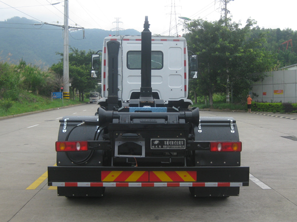 福龍馬牌FLM5180ZXXDL6車廂可卸式垃圾車公告圖片